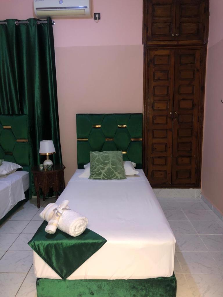 Riad Ramona Lqariya Seyaheya Marraquexe Quarto foto